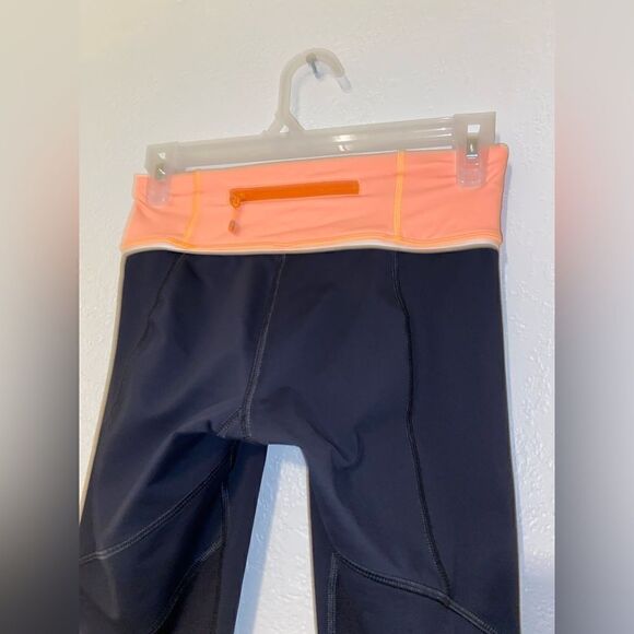 Lululemon Run: For Your Life Crop black size 4 NWOT - Picture 6 of 7